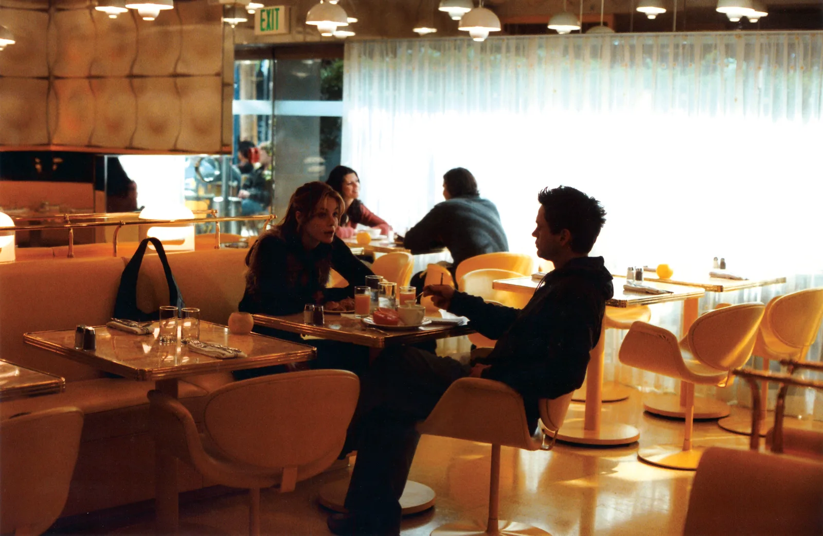 Kiss Kiss, Bang Bang production design — Diner