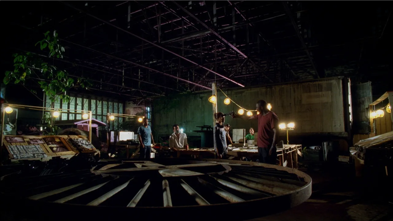 Losers production design — Hideout