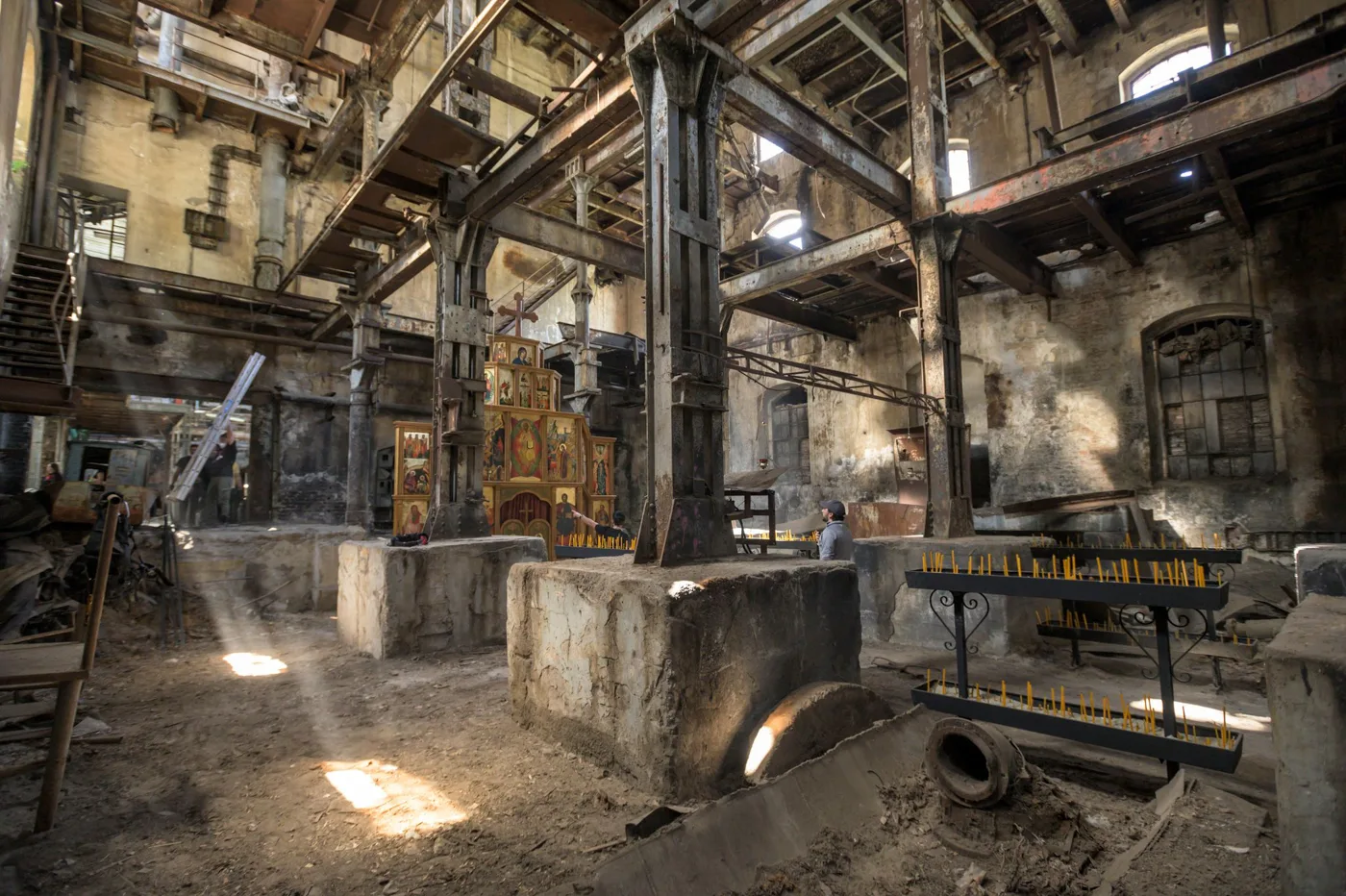 The Machine production design — 20230131-Bert-The-Machine-Stills-12